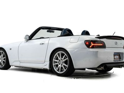 Used 2003 Honda S2000 image 10