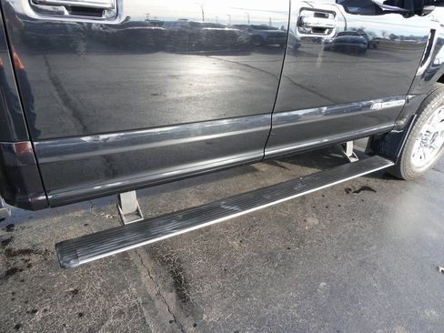 Used 2022 Ford F350 Platinum image 5