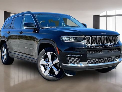 Used 2021 Jeep Grand Cherokee L Limited image 3