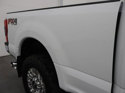 Used 2022 Ford F250 XLT w/ XLT Premium Package AWD/4WD image 26