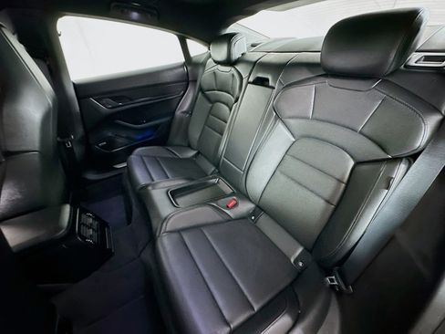 Used 2020 Porsche Taycan 4S image 22