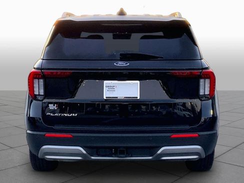 Used 2025 Ford Explorer Platinum image 5