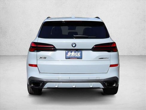 Used 2024 BMW X5 xDrive50e w/ M Sport Package AWD/4WD image 9