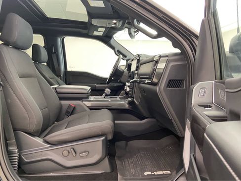 Used 2022 Ford F150 XLT w/ Equipment Group 302A High image 17