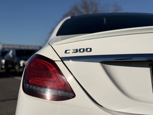 Used 2021 Mercedes-Benz C 300 4MATIC Sedan w/ Premium Package image 9