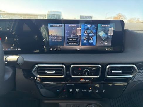 Used 2026 Nissan Sentra SV w/ Floor Mat Package image 15