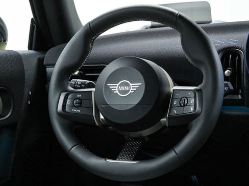 New 2026 MINI Cooper 2-Door Hardtop image 16