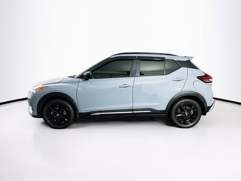 Used 2024 Nissan Kicks SR w/ SR Premium Package image 4