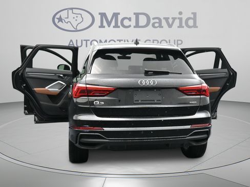 Used 2024 Audi Q3 2.0T Premium Plus w/ Premium Plus Package AWD/4WD image 44
