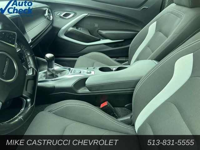 Used 2021 Chevrolet Camaro LT RWD image 6
