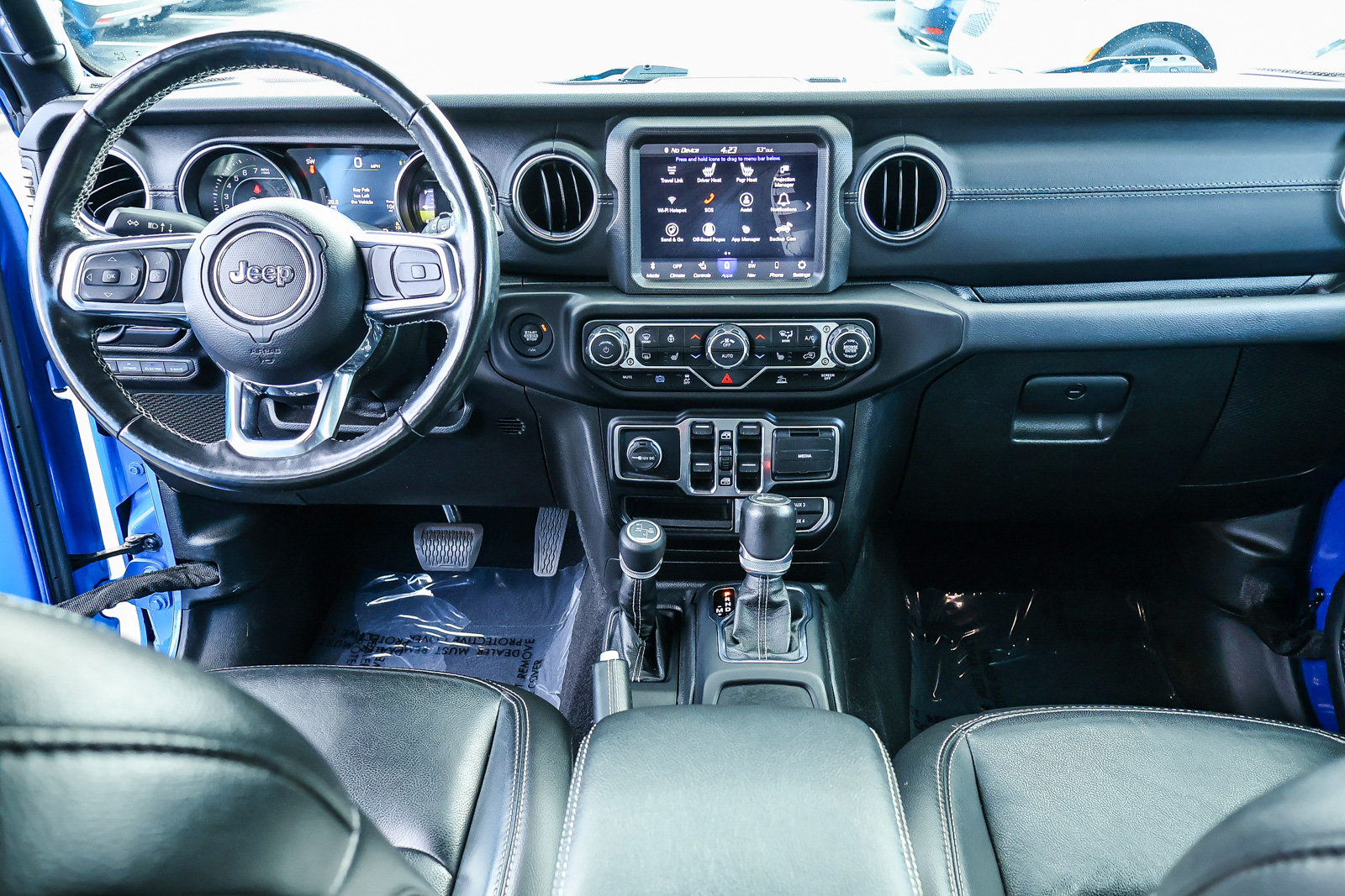 Used 2021 Jeep Wrangler Unlimited Sahara w/ Cold Weather Group AWD/4WD image 9