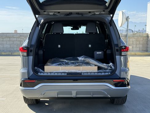 New 2026 Lexus TX 500h AWD w/ Technology Package image 14