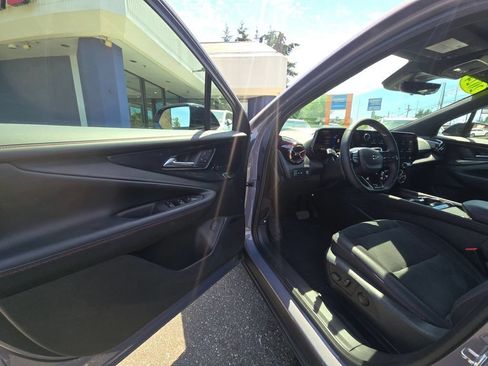 Used 2024 Chevrolet Blazer EV RS AWD/4WD image 20