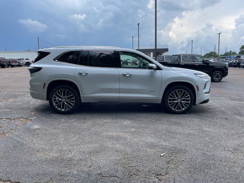 New 2026 Buick Enclave Avenir w/ Super Cruise Package AWD/4WD image 7