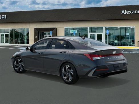 New 2026 Hyundai Elantra SEL Sport Premium image 5