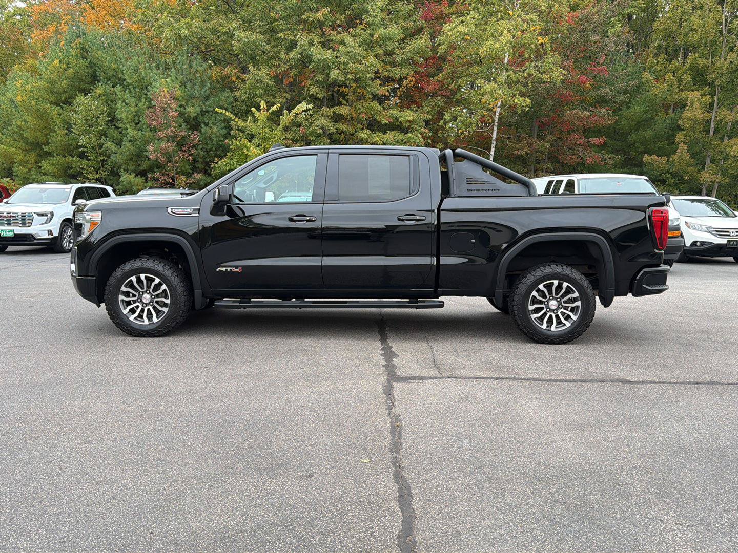 Used 2019 GMC Sierra 1500 AT4 w/ Off Road Performance Package AWD/4WD image 2