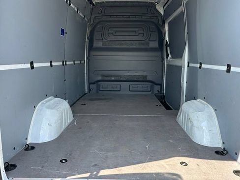 Used 2025 Mercedes-Benz Sprinter 2500 image 14