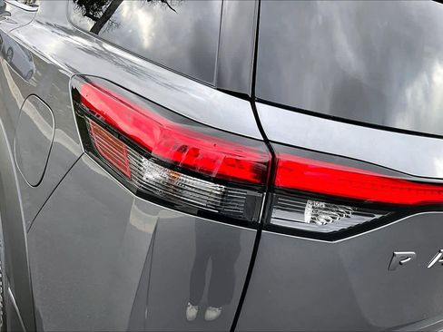 New 2026 Nissan Pathfinder SV image 14