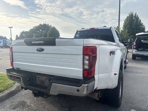 Used 2022 Ford F350 Lariat w/ Lariat Value Package AWD/4WD image 5