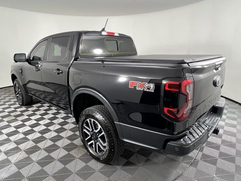 Used 2024 Ford Ranger Lariat w/ FX4 Off-Road Package AWD/4WD image 10