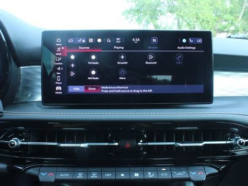 Used 2025 Alfa Romeo Tonale w/ Premium Package AWD/4WD image 19