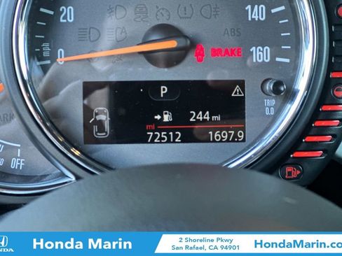 Used 2015 MINI Cooper 4-Door Hardtop image 32