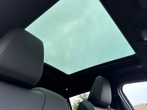 Used 2024 BMW X2 xDrive28i image 18