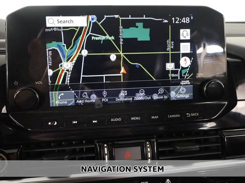 Used 2023 Nissan Pathfinder SL AWD/4WD image 3