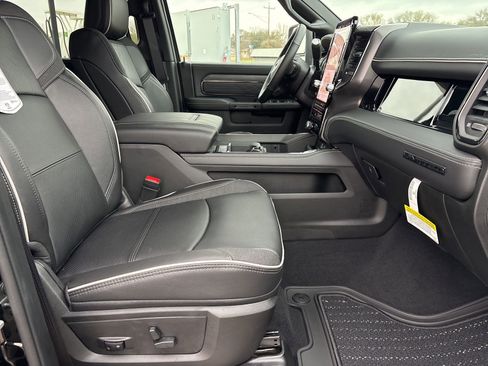 New 2026 RAM 3500 Limited image 20