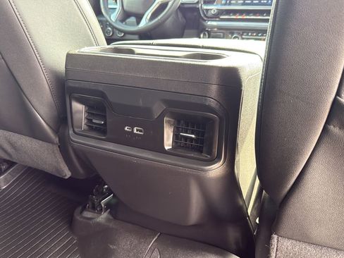 Used 2024 Chevrolet Silverado 1500 LT Trail Boss w/ Convenience Package II AWD/4WD image 27