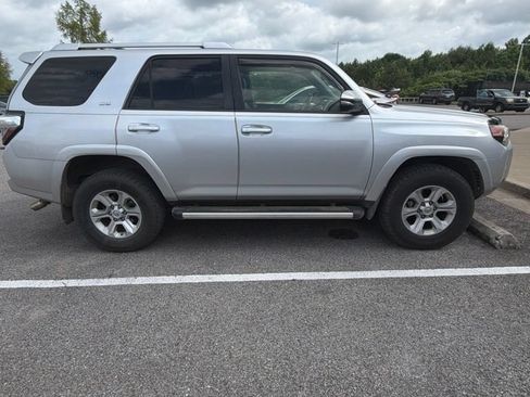 Used 2014 Toyota 4Runner SR5 Premium w/ Convenience Package AWD/4WD image 4