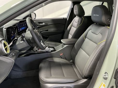 New 2026 Chevrolet Trax ACTIV w/ Sunroof Package image 21