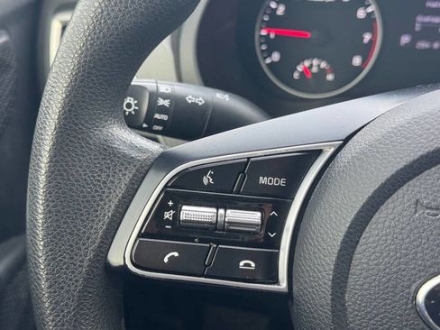 Used 2021 Kia Seltos LX image 14