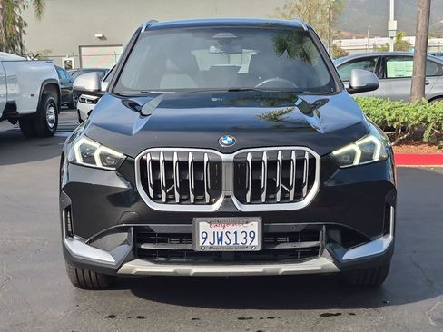 Used 2023 BMW X1 xDrive28i w/ Convenience Package AWD/4WD image 3