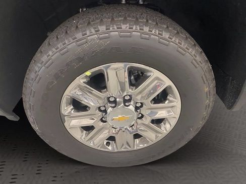 New 2026 Chevrolet Silverado 3500 High Country AWD/4WD image 10