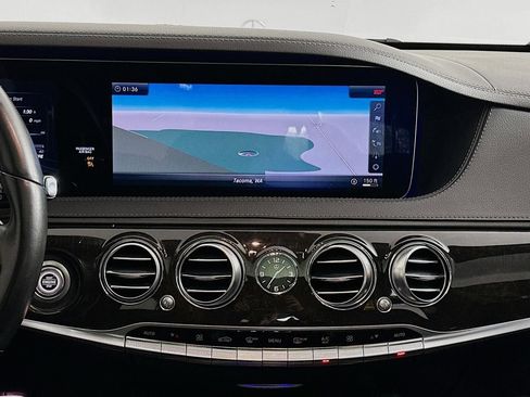 Used 2018 Mercedes-Benz S 560 Sedan image 15
