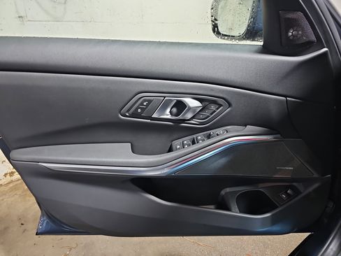 New 2026 BMW 330i Sedan w/ M Sport Package image 28