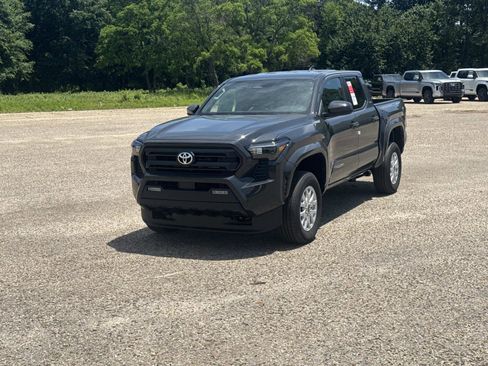New 2026 Toyota Tacoma SR5 RWD image 7