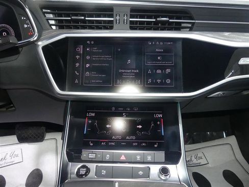 Used 2024 Audi A6 Premium Plus w/ Premium Plus Package image 38