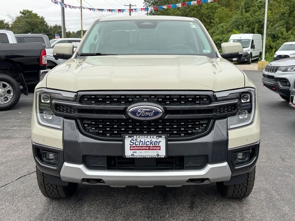 Used 2025 Ford Ranger Lariat w/ FX4 Off-Road Package AWD/4WD image 10