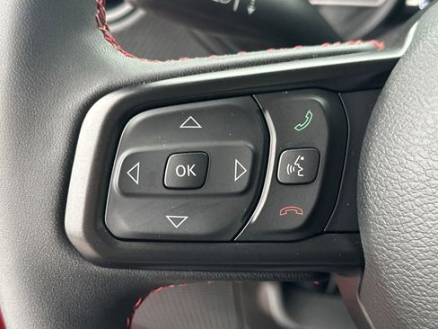 Used 2024 Jeep Gladiator Rubicon AWD/4WD image 23