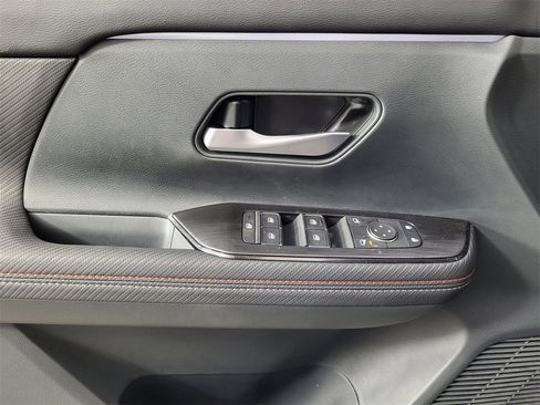 New 2026 Nissan Kicks SR w/ SR Premium Package image 10