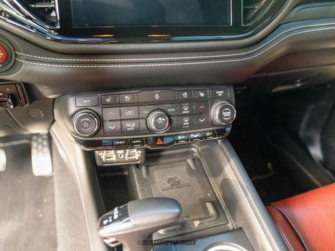 Used 2024 Dodge Durango SRT Hellcat AWD/4WD image 38