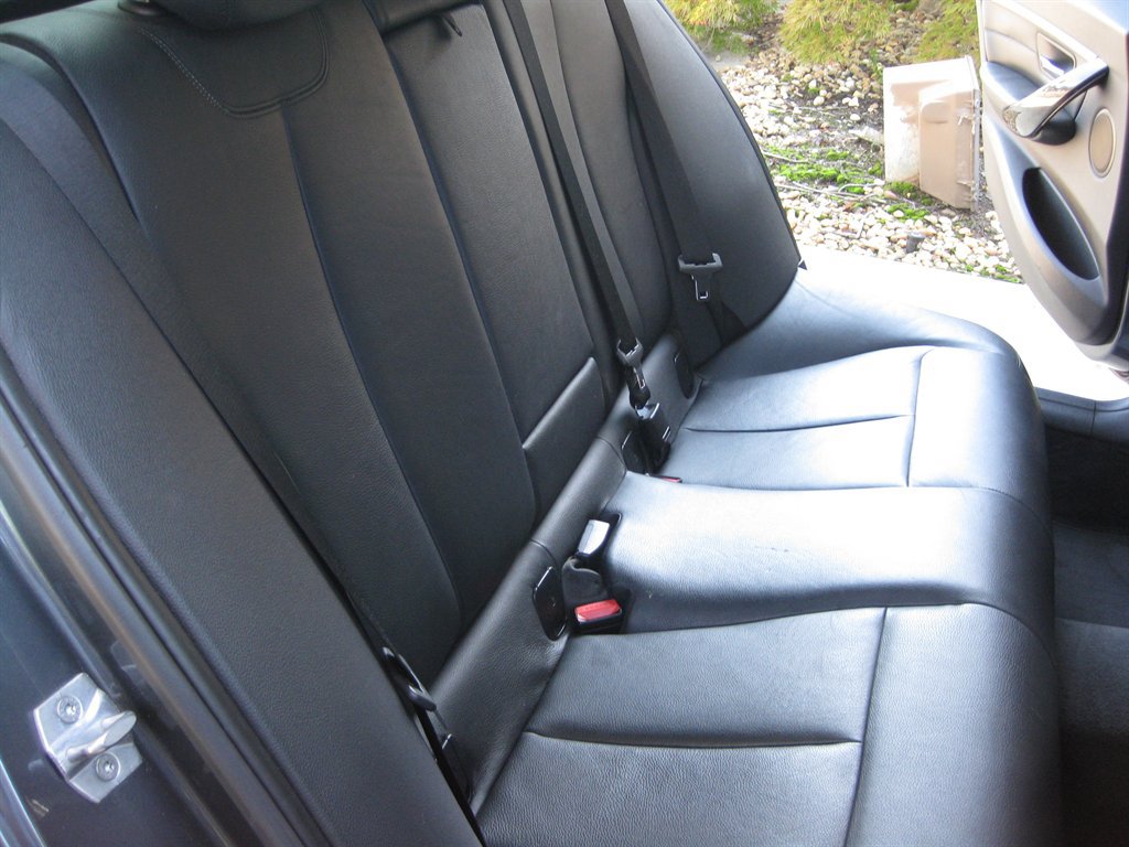Used 2014 BMW 328i Sedan RWD image 29