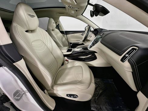 Used 2023 Aston Martin DBX AWD/4WD image 30