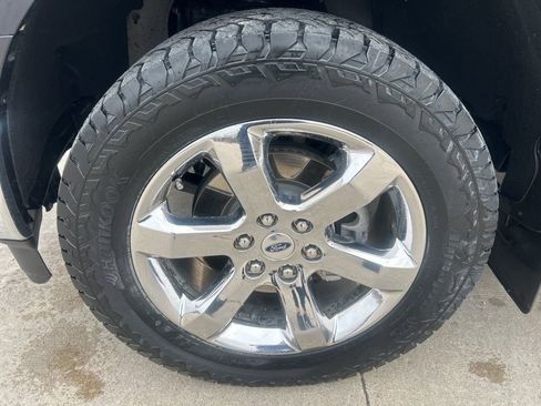 Used 2021 Ford F150 Lariat image 34