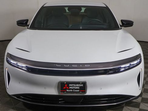 Used 2024 Lucid Air Touring AWD/4WD image 13