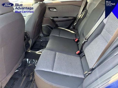 Used 2023 Nissan Rogue SV AWD/4WD image 12
