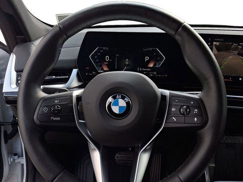 Used 2025 BMW X2 xDrive28i image 20