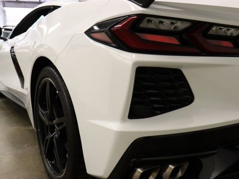 Used 2022 Chevrolet Corvette Stingray Premium Cpe w/ Z51 Performance Package RWD image 13